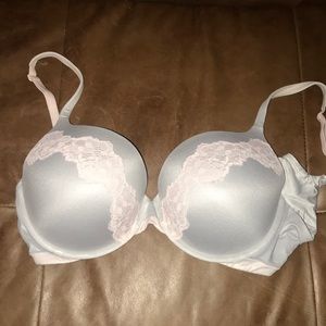 Victoria’s Secret Body by Victoria Perfect Shape Padded Bra